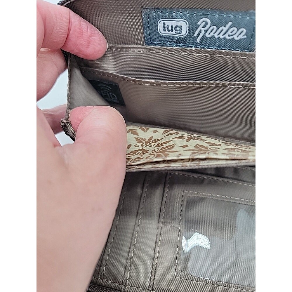 Women's LUG RODEO Wristlet Quilted Wallet RFID ~ Beige Brown - Picture 6 of 6